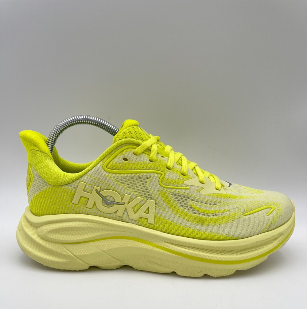 Hoka One One Clifton 10 Yellow Running Shoes Womens 9 1162031 NSS